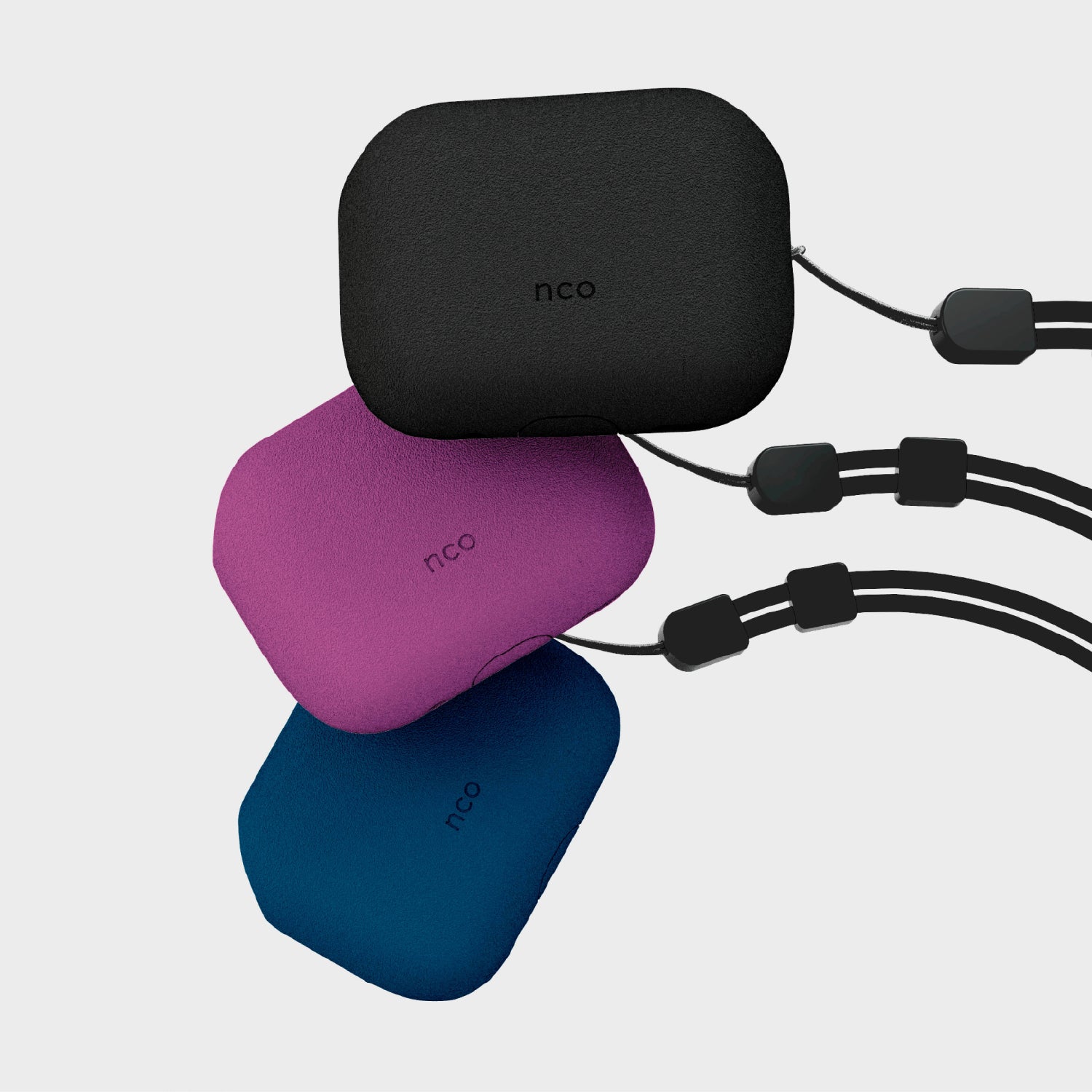 Tres SiliconeGuard para AirPods Pro 3 en colores negro, azul naval y magenta